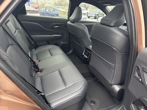 New 2025 Toyota Crown Signia Limited image 16