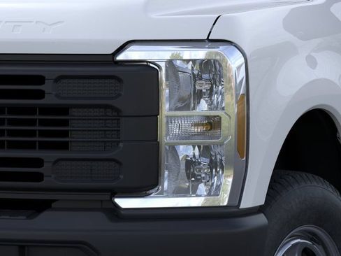 New 2026 Ford F250 XL AWD/4WD image 21