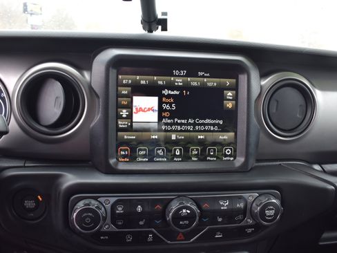 Used 2021 Jeep Wrangler Unlimited Sport w/ Sun And Sound Package image 20