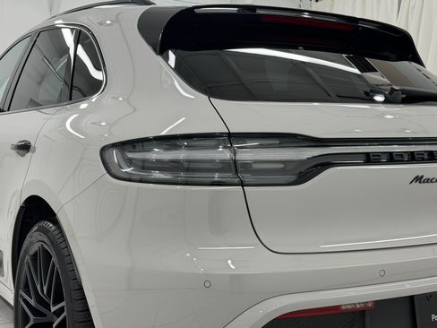 Certified 2023 Porsche Macan GTS AWD/4WD image 18