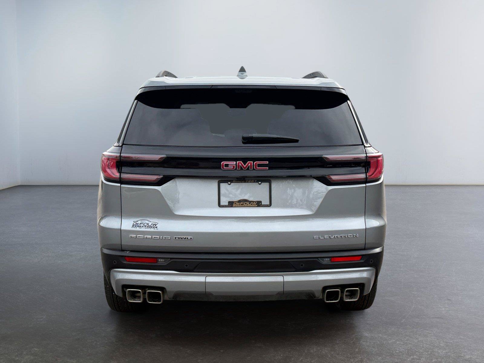 Used 2026 GMC Acadia Elevation w/ Elevation Premium Package AWD/4WD image 4