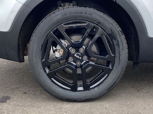 Used 2023 Kia Telluride EX X-Line AWD/4WD image 9