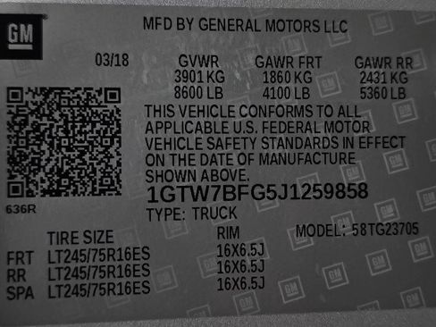 Used 2018 GMC Savana 2500 Extended w/ Enhanced Convenience Package RWD image 44
