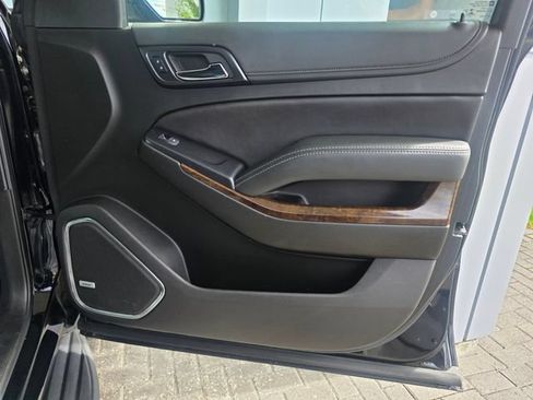 Used 2019 Chevrolet Tahoe LT AWD/4WD image 8