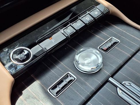 New 2026 Lincoln Navigator L Black Label AWD/4WD image 15