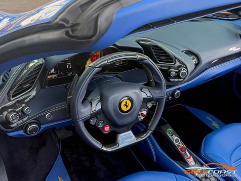 Used 2018 Ferrari 488 Spider image 24