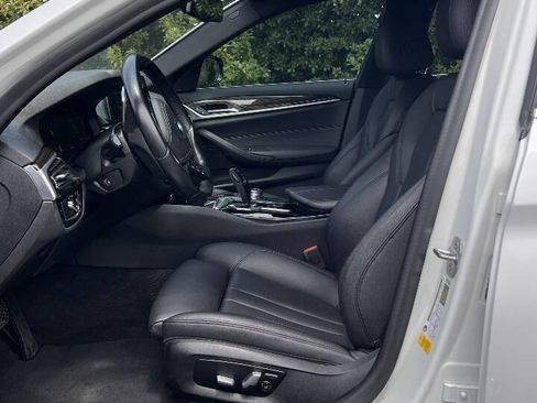 Used 2020 BMW 530i RWD image 13