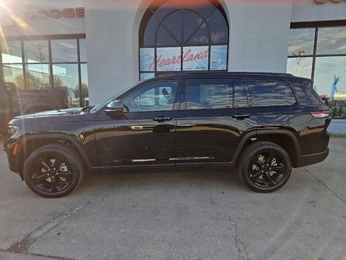 New 2025 Jeep Grand Cherokee L Limited w/ Luxury Tech Group II image 5