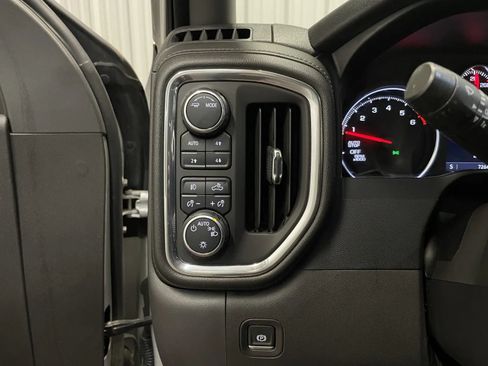 Used 2020 Chevrolet Silverado 1500 LT Trail Boss AWD/4WD image 26
