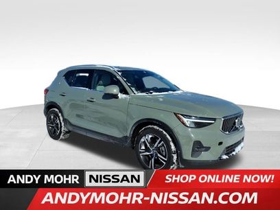 Used 2023 Volvo XC40 B5 Plus