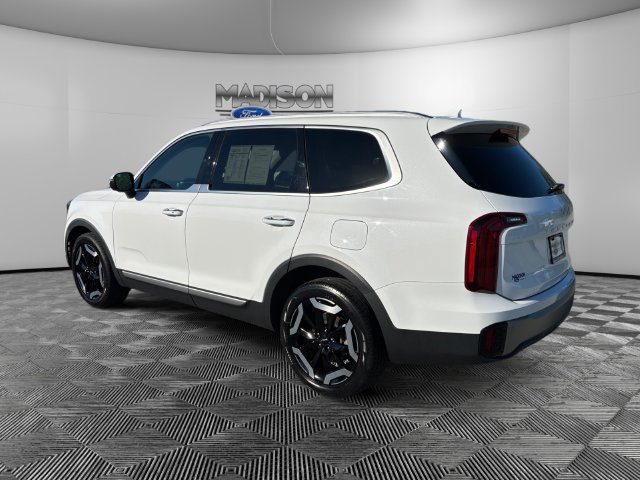 Used 2024 Kia Telluride S w/ S Sunroof Package AWD/4WD image 3