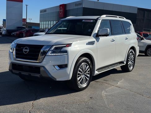 Certified 2024 Nissan Armada SL w/ Captain's Chairs Package image 7