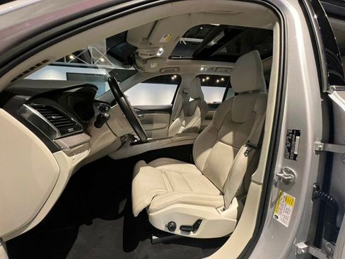 Used 2022 Volvo XC90 T6 Inscription w/ Advanced Package image 16