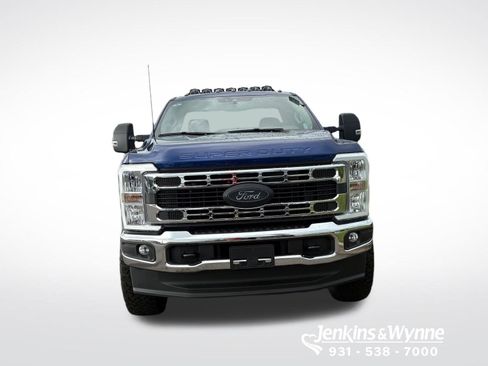 New 2026 Ford F250 XLT w/ FX4 Off-Road Package AWD/4WD image 2