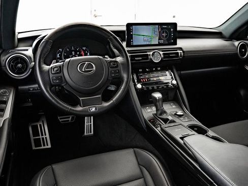 Used 2022 Lexus IS 350 F Sport w/ Dynamic Handling Package RWD image 4