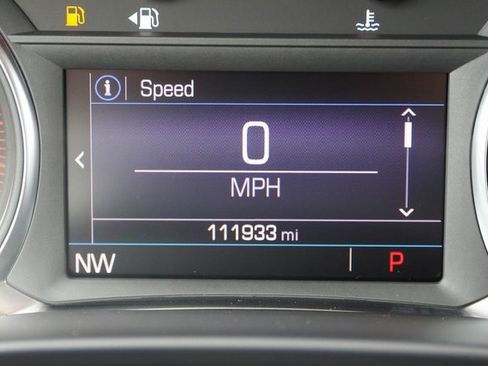 Used 2023 GMC Acadia SLE w/ Driver Convenience Package image 32