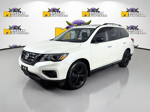 Used 2018 Nissan Pathfinder SL AWD/4WD image 1