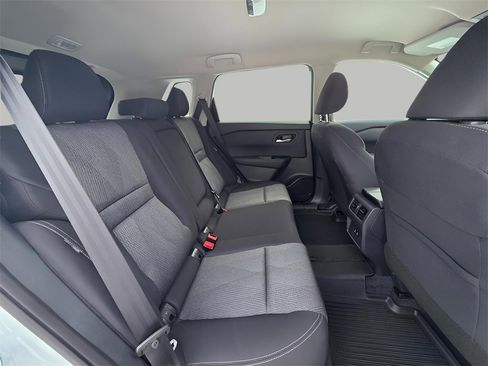 New 2026 Nissan Rogue SV image 10