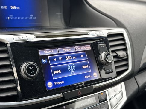 Used 2013 Honda Accord EX image 26