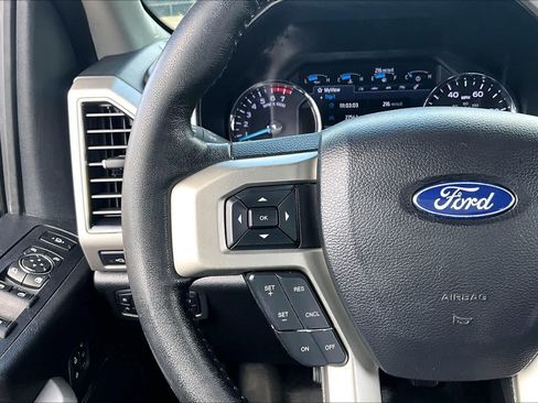 Used 2020 Ford F250 Lariat w/ Lariat Value Package AWD/4WD image 24