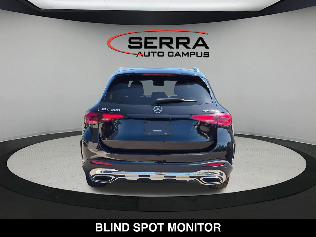 Used 2023 Mercedes-Benz GLC 300 4MATIC image 11