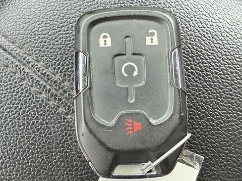 Used 2022 GMC Terrain SLE w/ Driver Convenience Package AWD/4WD image 19