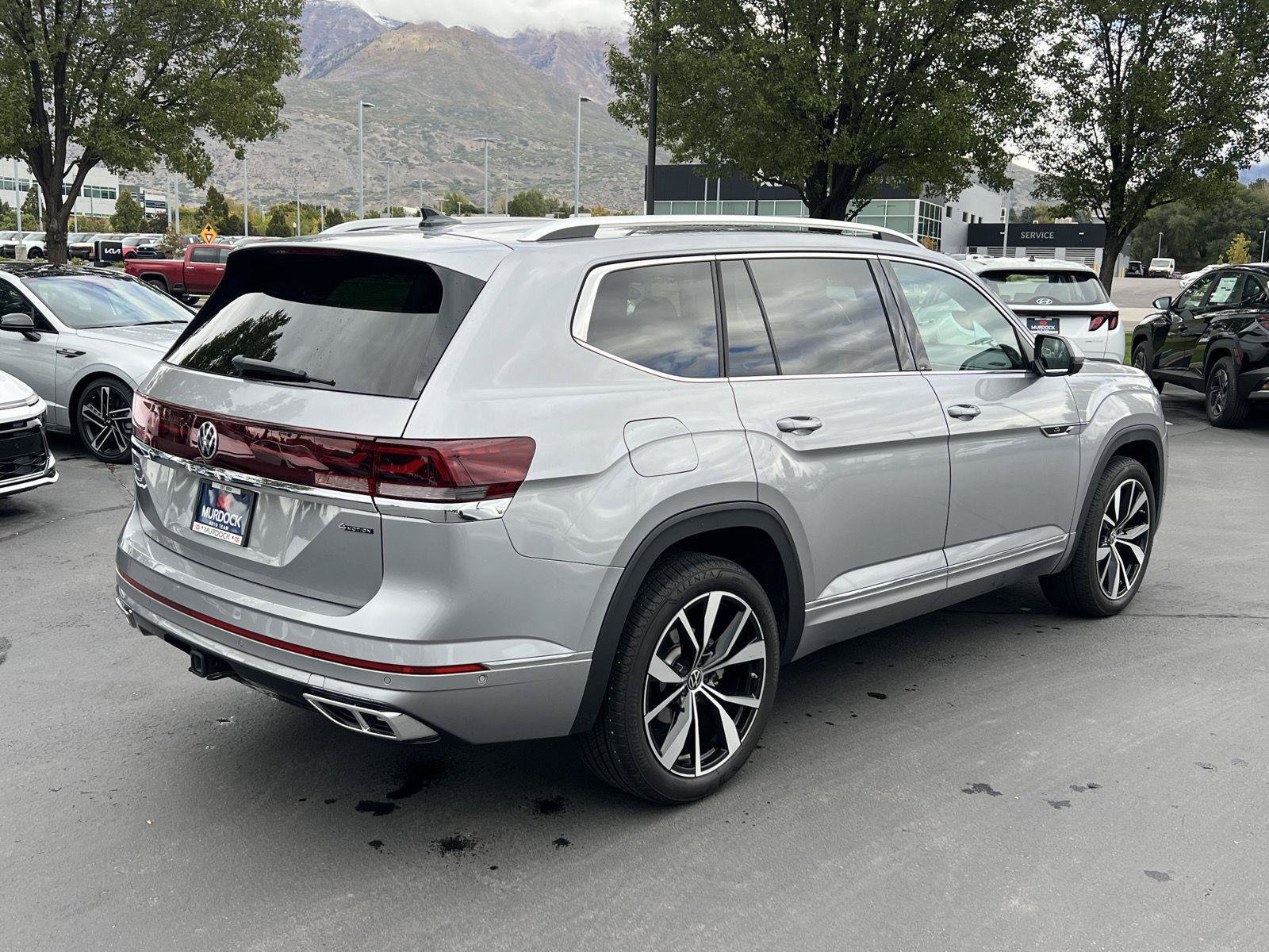 Used 2026 Volkswagen Atlas SEL Premium R-Line AWD/4WD image 18