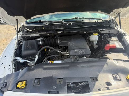 Used 2019 RAM 1500 Express w/ Express Value Package AWD/4WD image 24