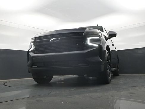Used 2023 Chevrolet Suburban RST RWD image 26