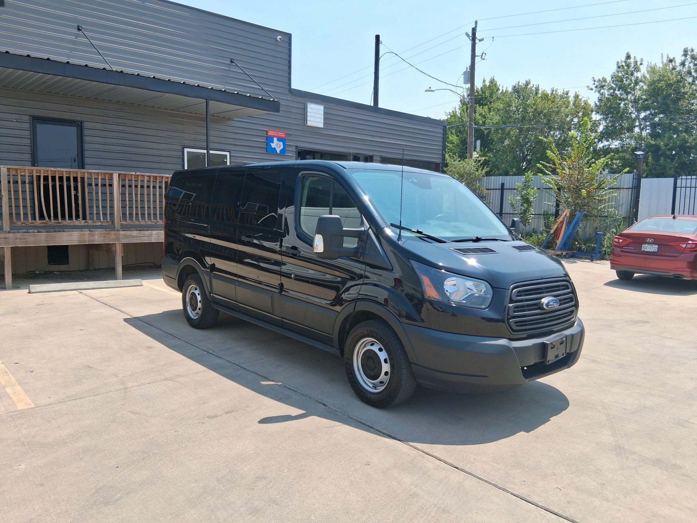 Used 2019 Ford Transit 150 XL RWD image 11
