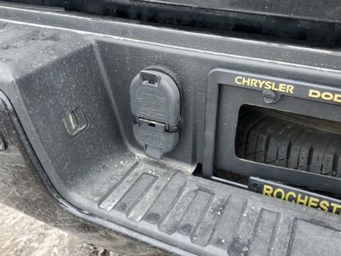 Used 2015 GMC Sierra 1500 SLT image 26