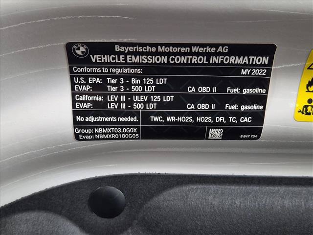 Used 2022 BMW X7 xDrive40i w/ M Sport Package AWD/4WD image 26