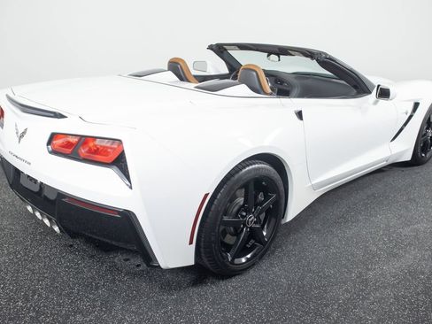 Used 2015 Chevrolet Corvette Stingray Convertible w/ 2LT Preferred Equipment Group RWD image 11