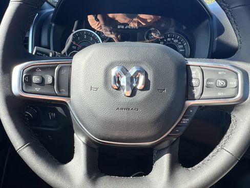 New 2025 RAM 1500 Big Horn AWD/4WD image 15