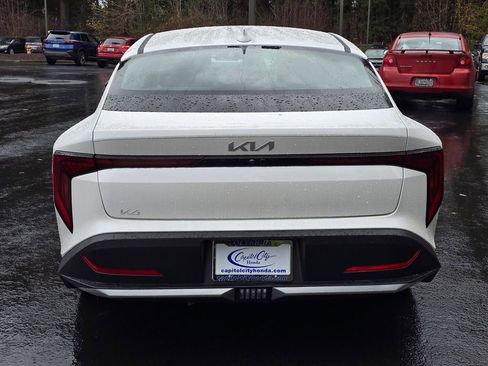 Used 2025 Kia K4 LXS image 26