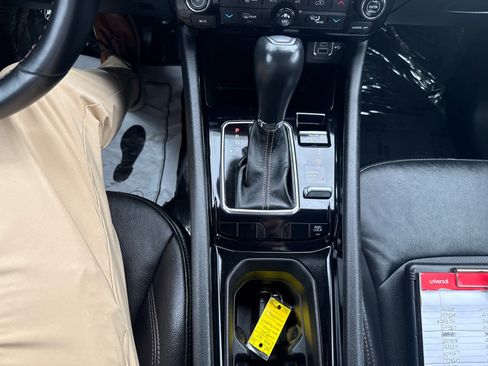 Used 2022 Jeep Compass Limited image 21