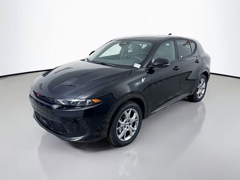 Used 2024 Dodge Hornet R/T image 3