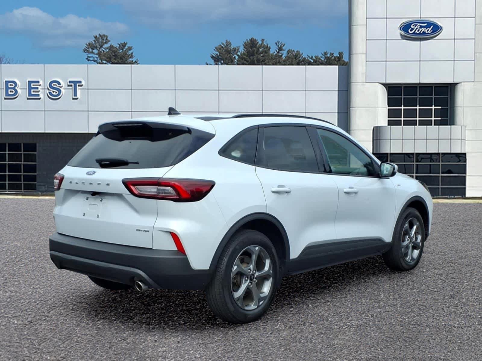 Used 2025 Ford Escape ST-Line Select AWD/4WD image 9