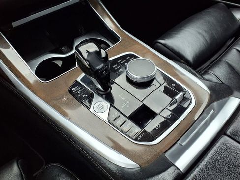 Used 2020 BMW X7 xDrive40i w/ M Sport Package AWD/4WD image 21
