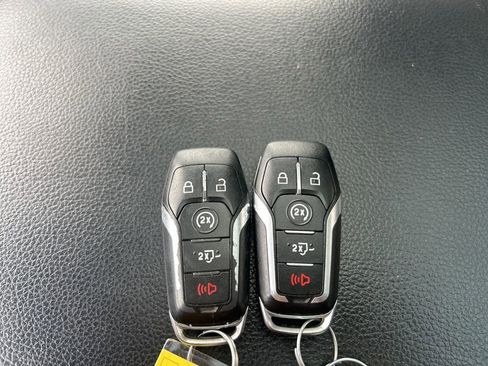 Used 2016 Ford F150 Lariat w/ Equipment Group 501A Mid AWD/4WD image 18