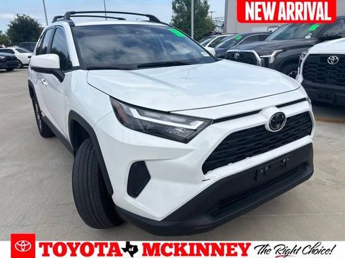 Used 2025 Toyota RAV4 XLE w/ Convenience Package AWD/4WD image 1