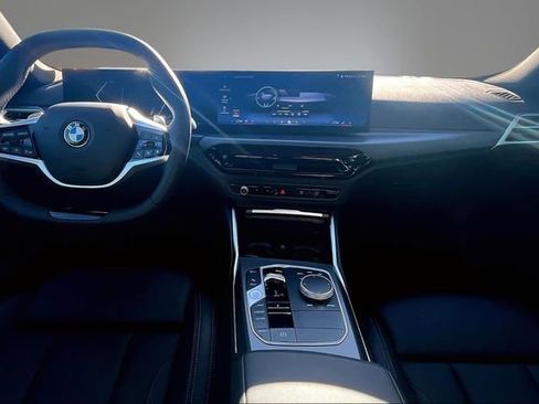Used 2026 BMW 230i xDrive Coupe AWD/4WD image 7