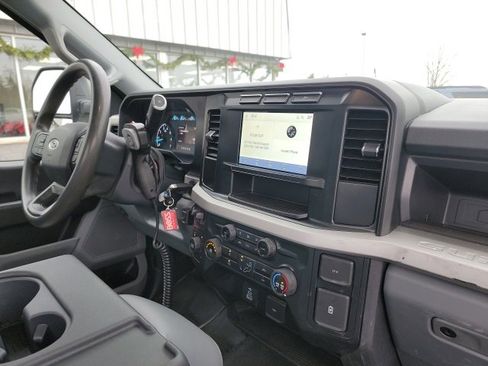 Used 2023 Ford F350 XL w/ Snow Plow Prep Package image 8