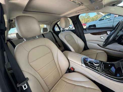 Used 2018 Mercedes-Benz C 300 Sedan image 17