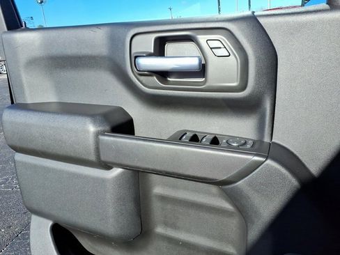 Used 2021 Chevrolet Silverado 1500 Custom Trail Boss image 3