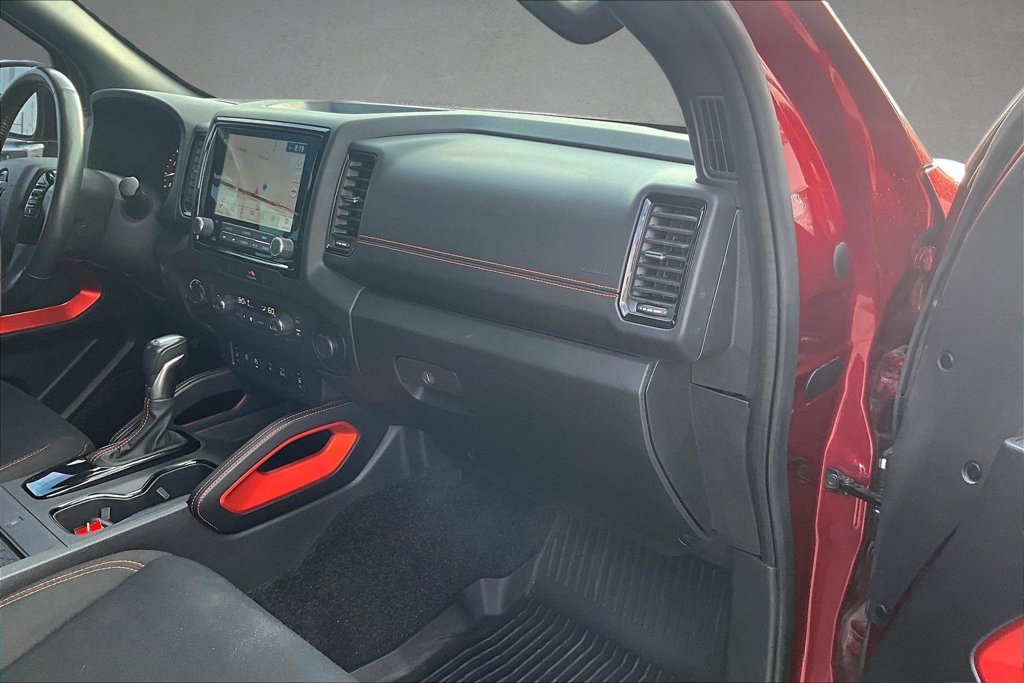 Used 2022 Nissan Frontier PRO-4X AWD/4WD image 13
