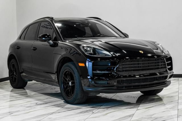 Used 2020 Porsche Macan AWD/4WD image 10