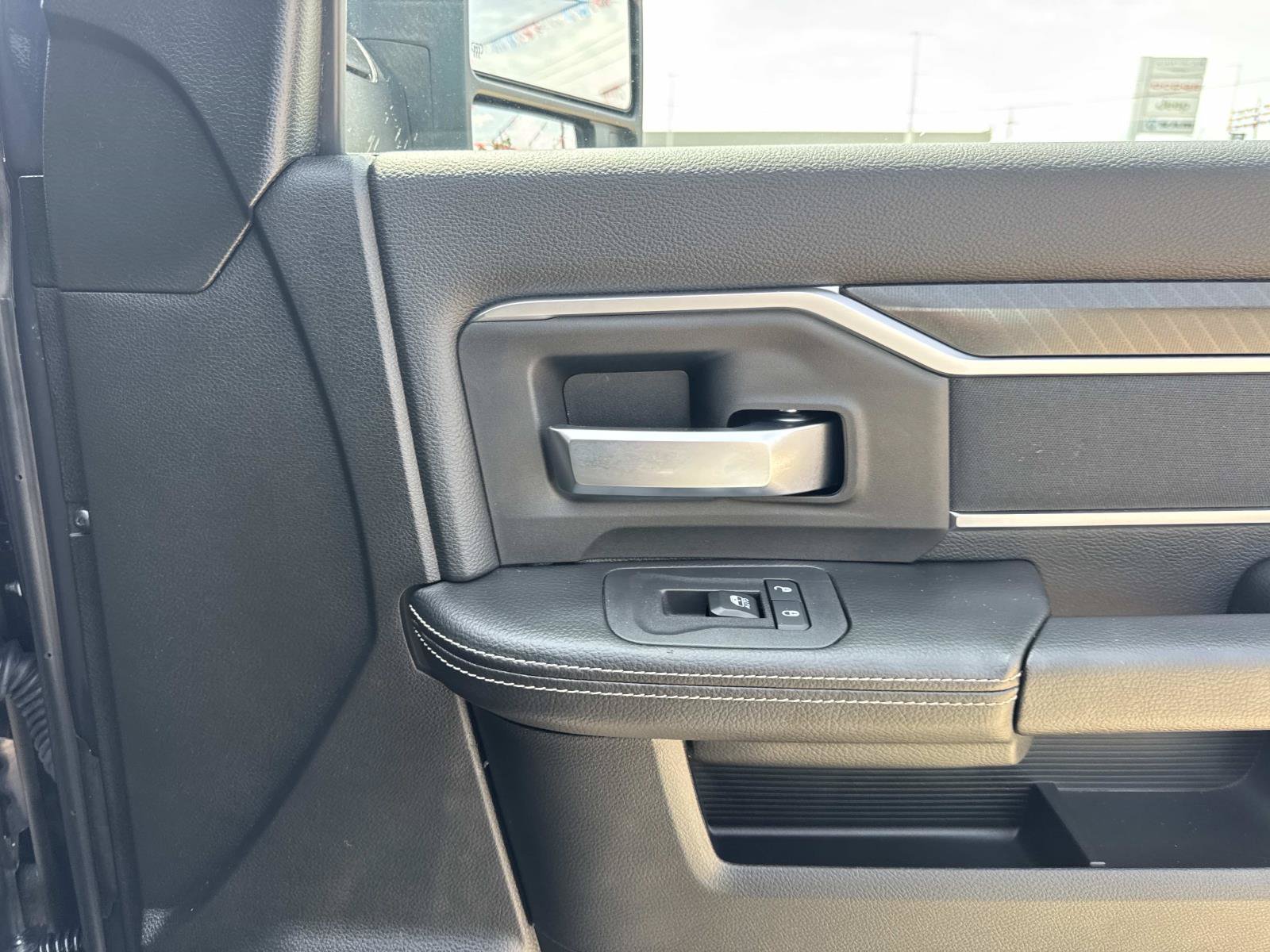 Used 2026 RAM 2500 Big Horn AWD/4WD image 14