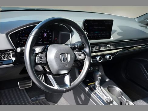 Used 2022 Honda Civic Sport Touring image 13