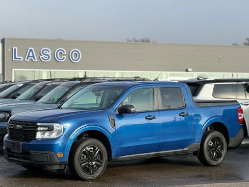 Certified 2023 Ford Maverick XL image 1